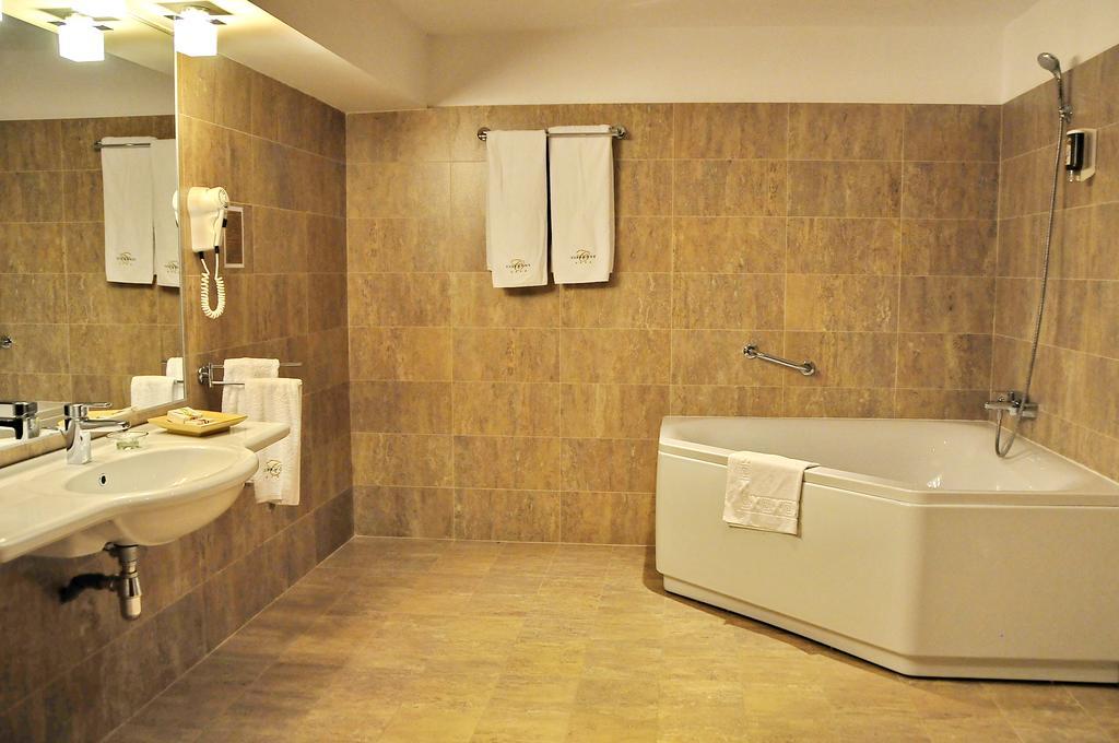 Hotel Clermont